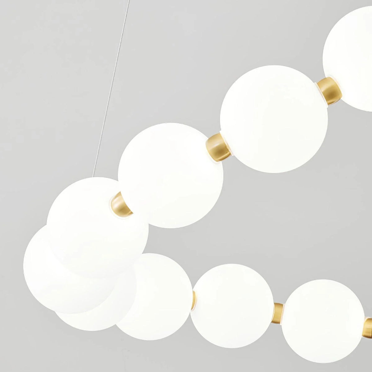 Acrylic Pearl Necklace Chandelier – product image 29