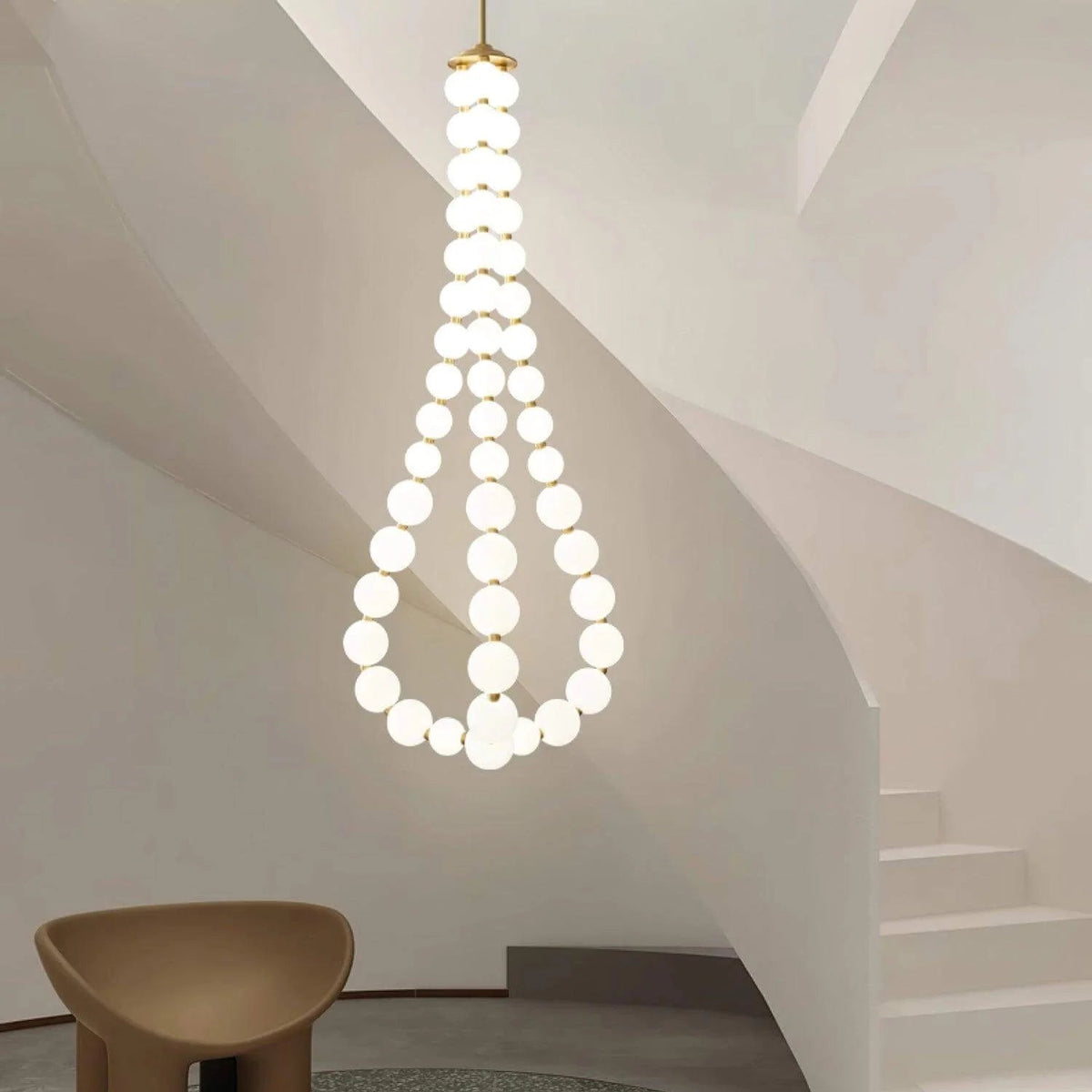 Acrylic Pearl Necklace Chandelier – product image 13