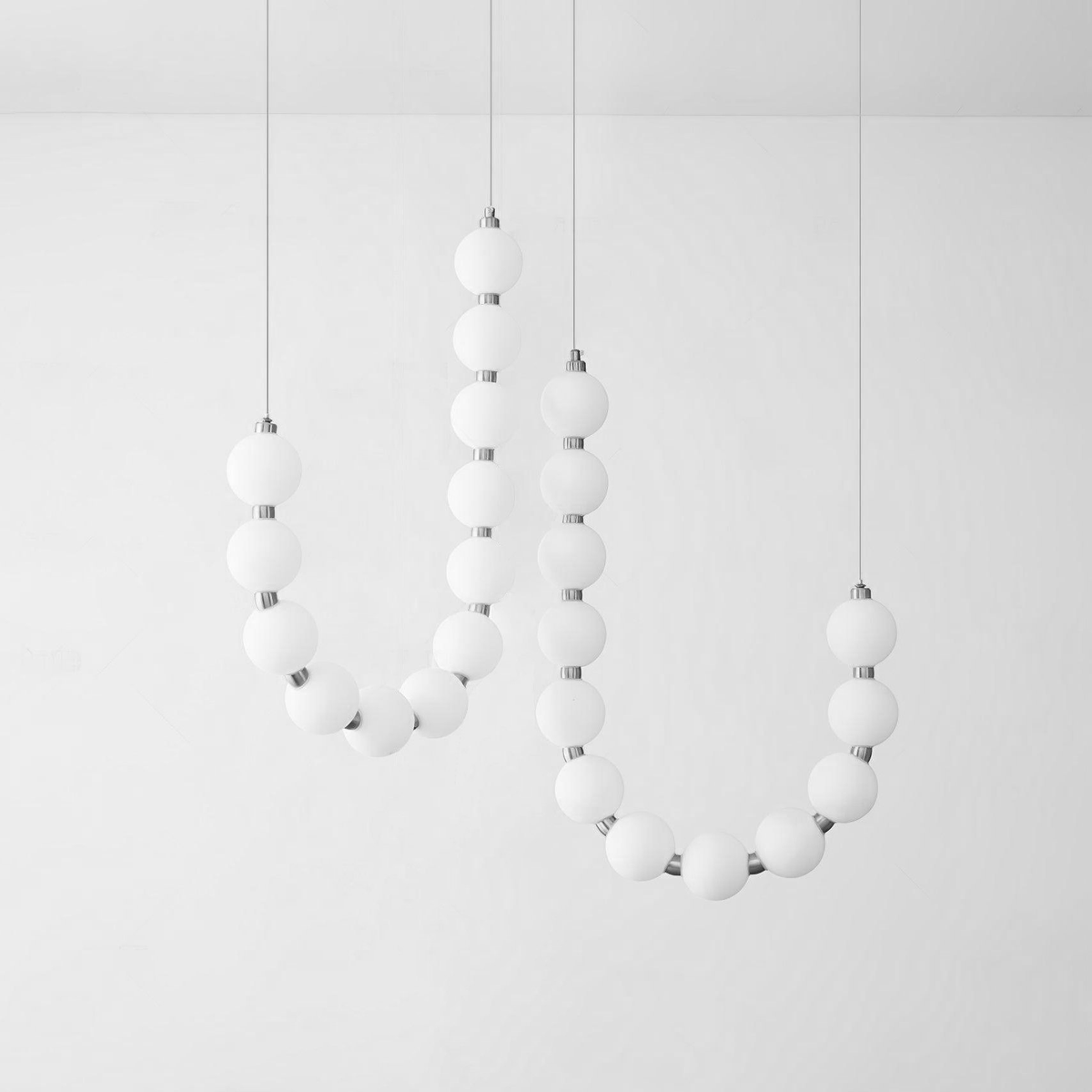 Acrylic Pearl Necklace Chandelier – product image 30