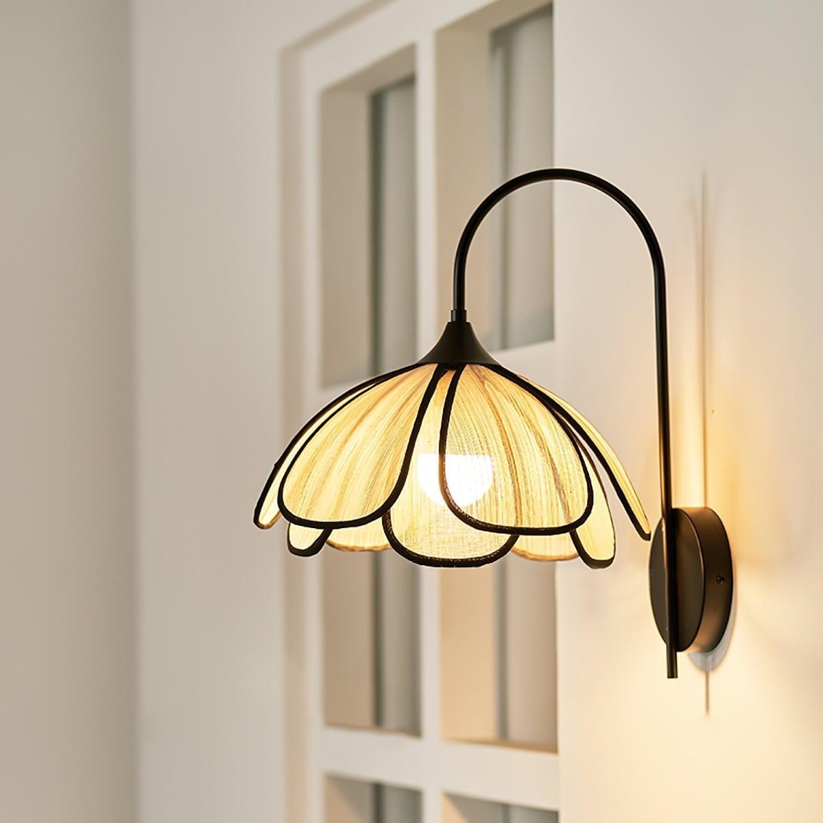 Opal Petal Wall Sconce — Sculptural Organic Style | FEUILLE™