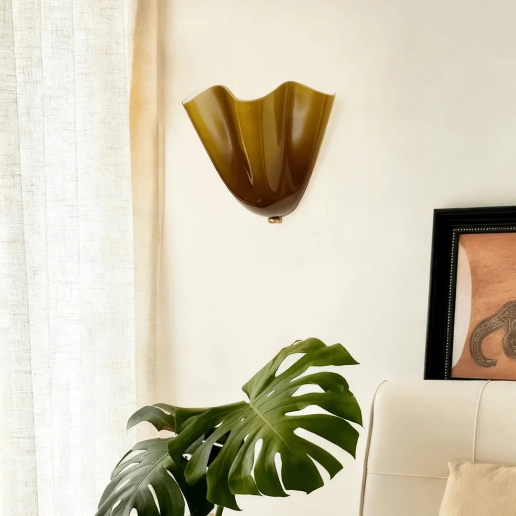 Blown Glass Petal Wall Sconce — French Retro Style | PÉTALE™