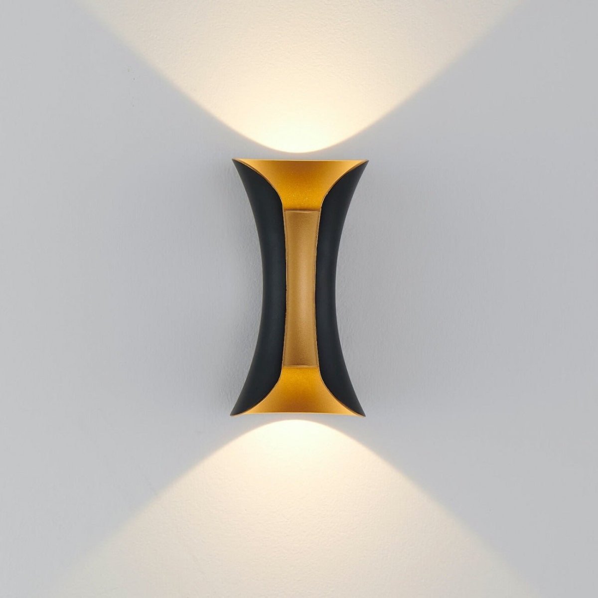 Dual Beam LED Wall Sconce — Black & Gold Aluminum Style | LEDS™