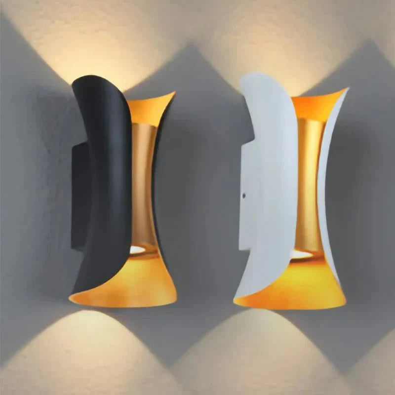 Dual Beam LED Wall Sconce — Black & Gold Aluminum Style | LEDS™