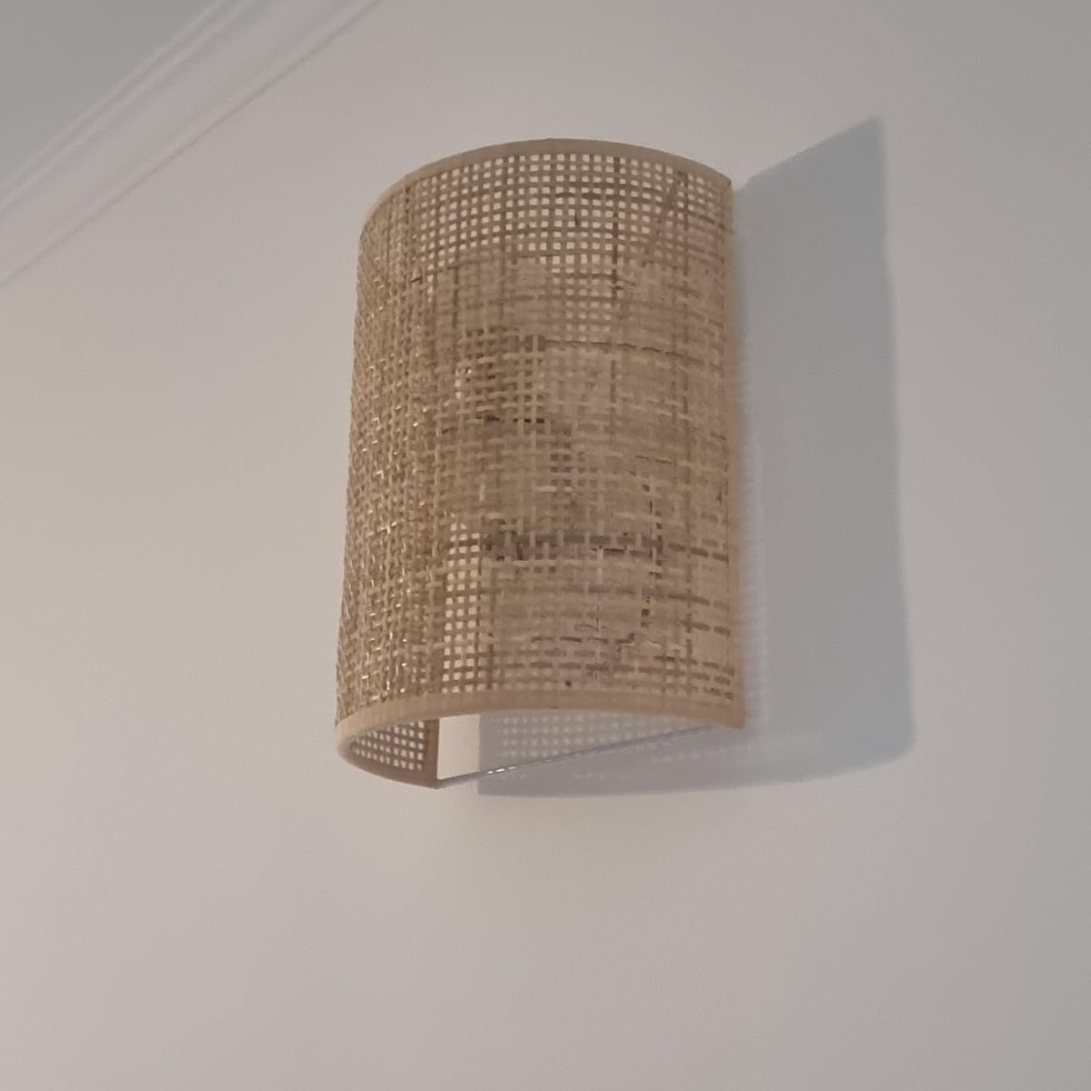 Hand-Woven Bamboo Wall Sconce — Japandi Natural Style | BAMB™