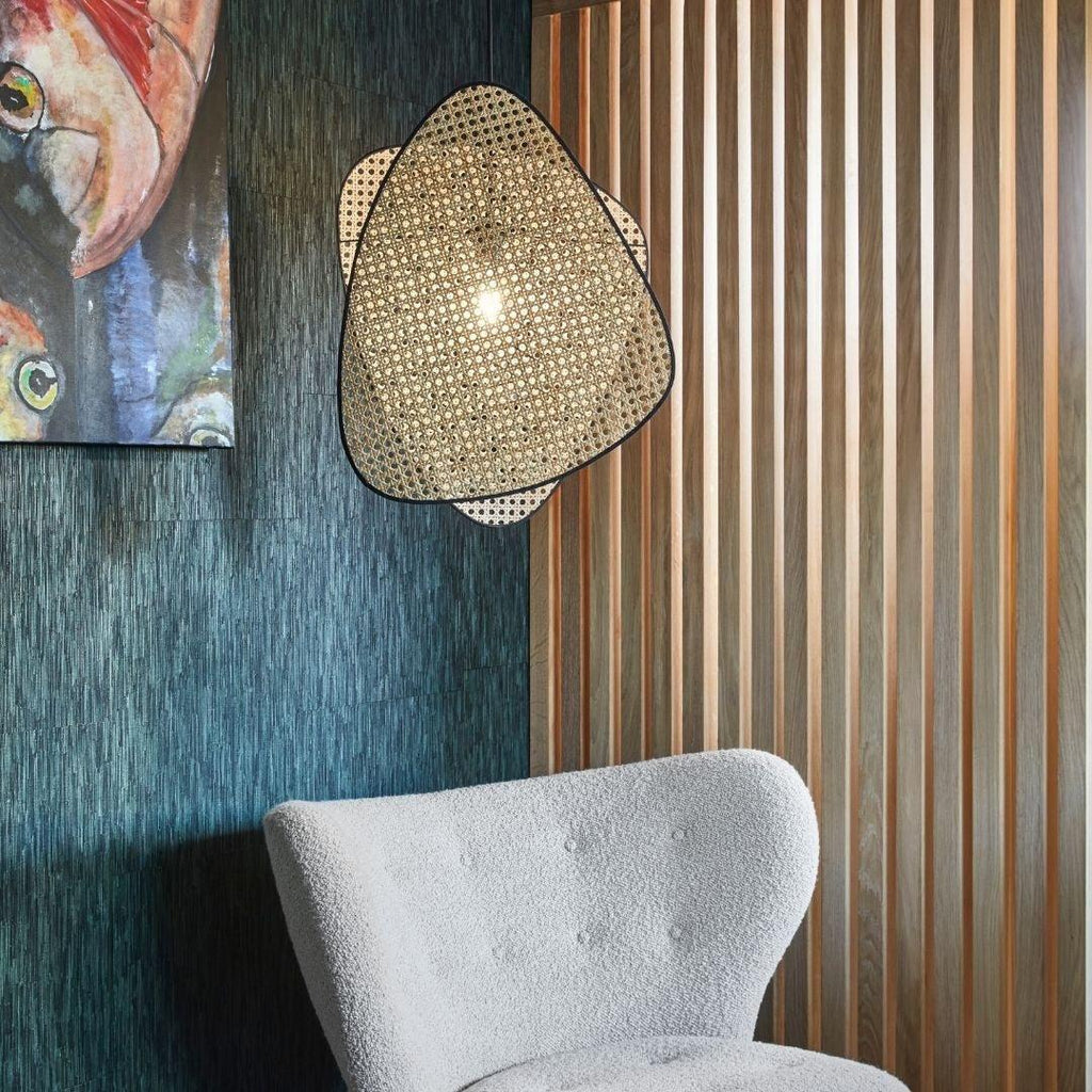 Woven Rattan Wall Sconce — Handcrafted Leaf Screen | TRESSÉ™