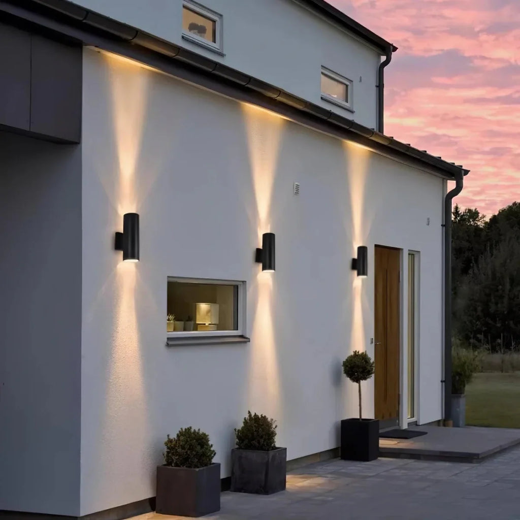 IP65 Waterproof Outdoor Wall Sconce — Garden & Porch Aluminum Light | AVERSE™