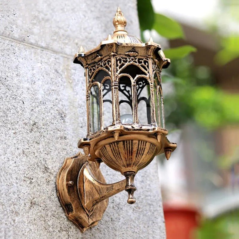 Retro Waterproof Lantern Wall Sconce — Rust-Proof Aluminum Style | LANTERNA™