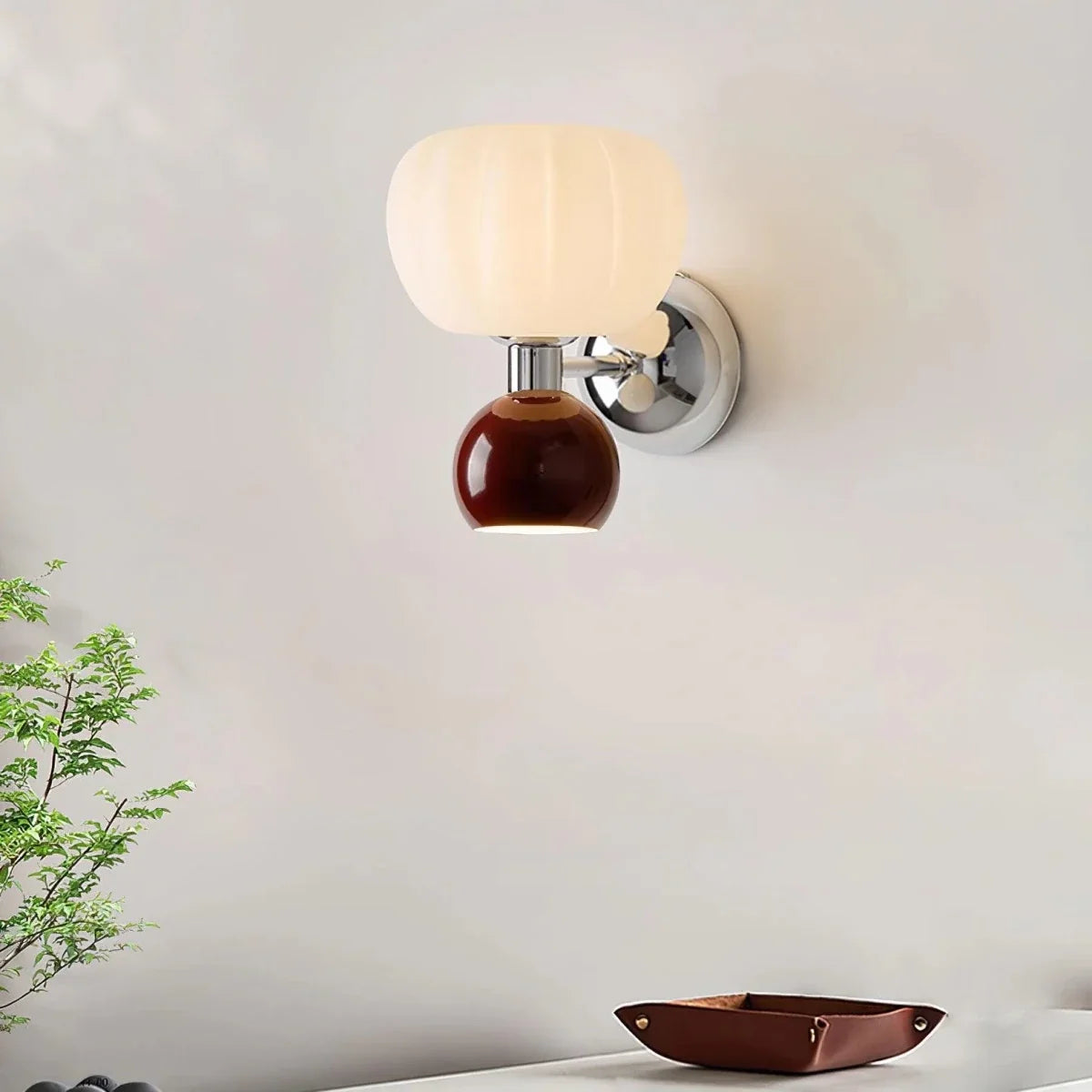 Pumpkin-Shaped Resin Wall Sconce — Playful Modern Bedside Style | CITROUILLE™