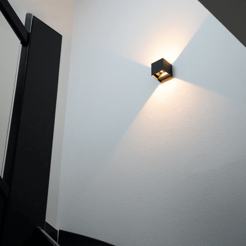 Magnetic Wireless Rechargeable LED Wall Light — Cordless Style | LUZY™