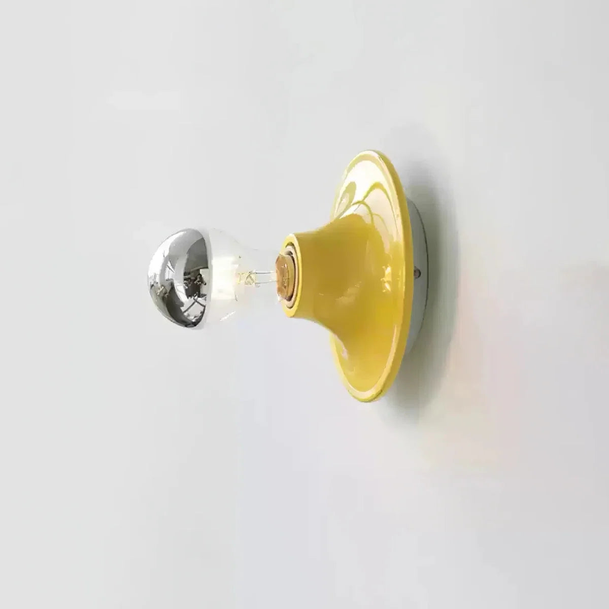 Round Retro Wall Sconce — Small Creative Nordic Bedside Style | JETON™