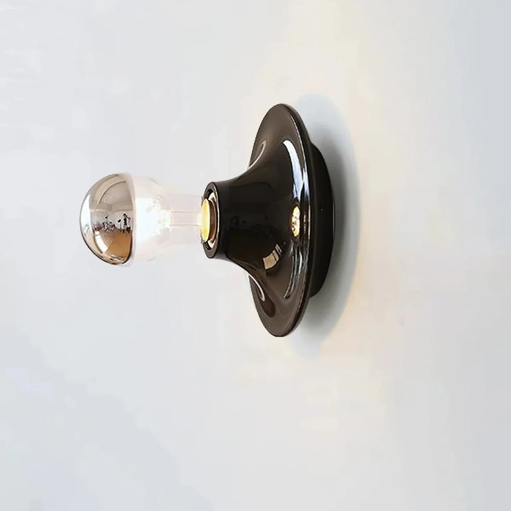 Round Retro Wall Sconce — Small Creative Nordic Bedside Style | JETON™