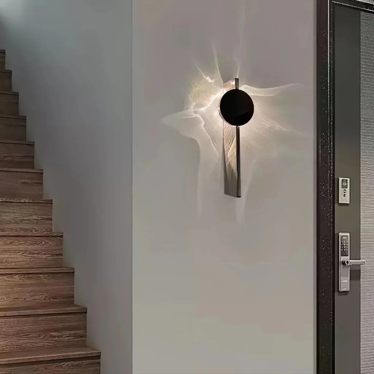 Ridged Aluminum Shadow Wall Sconce — Modern Bedside Style | STRIÉ™