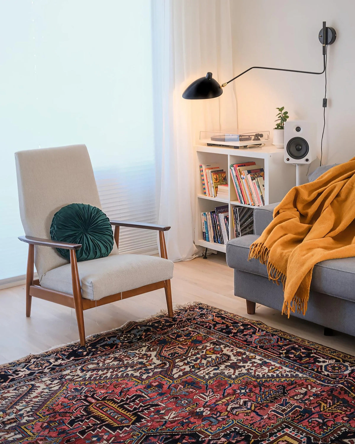 Versatile Arm Plug-In Wall Light