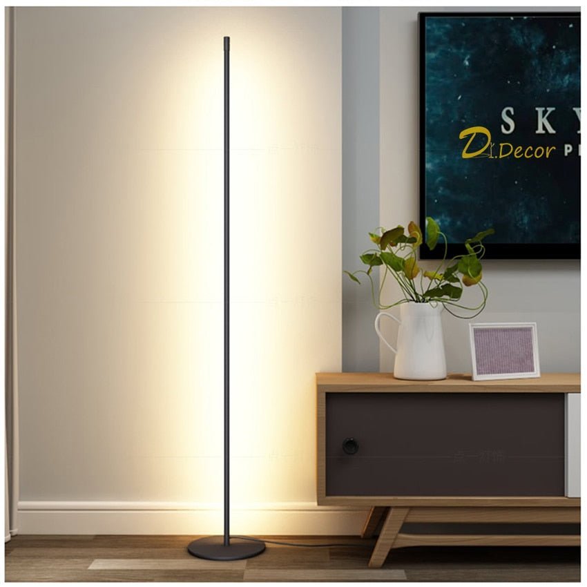 Ultra-Thin Minimalist LED Floor Lamp — Aluminum Style | LINEAR SLIM™