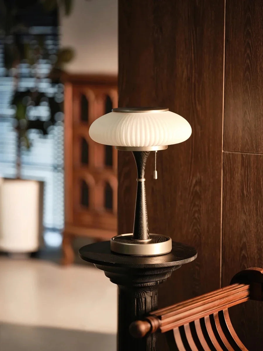 Frosted Glass Mushroom Table Lamp — Vintage Nordic Bedside Style | GIROLLE™