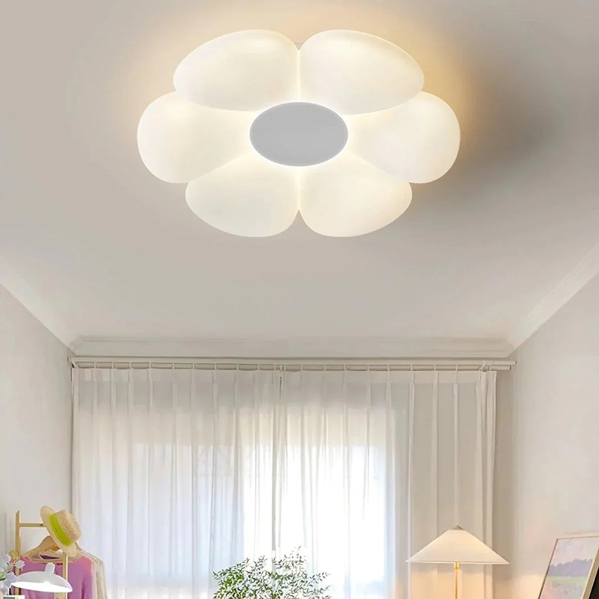 Flower Ceiling Light — Romantic Kids Room Style | PIVOINE™