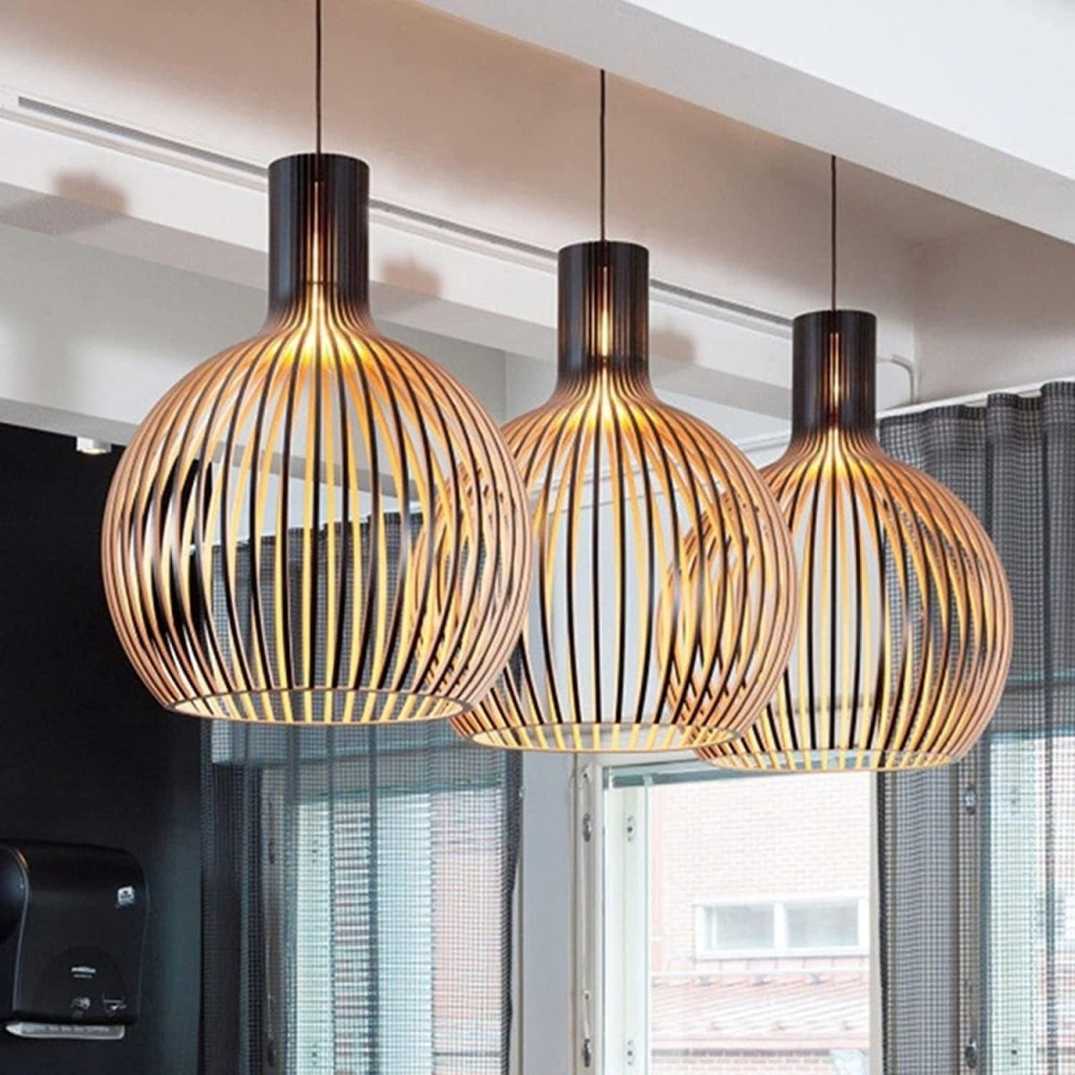 Curved Wood Slat Pendant — Nordic 1960s Style | OCTO™