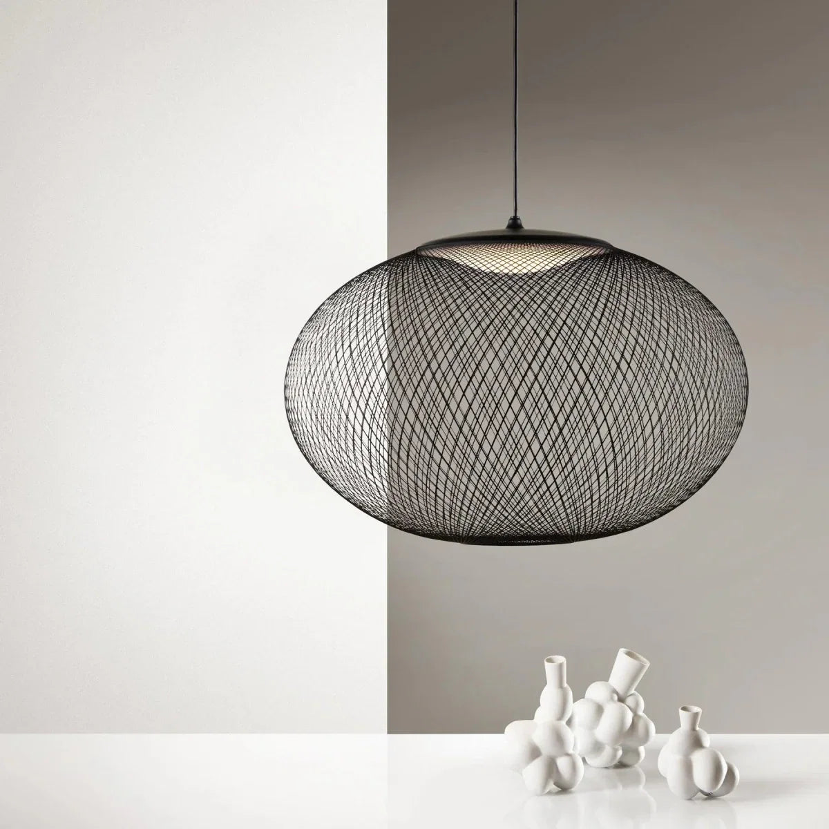 Curved Metal Pendant — Danish Contemporary Design Chandelier | ONDE™