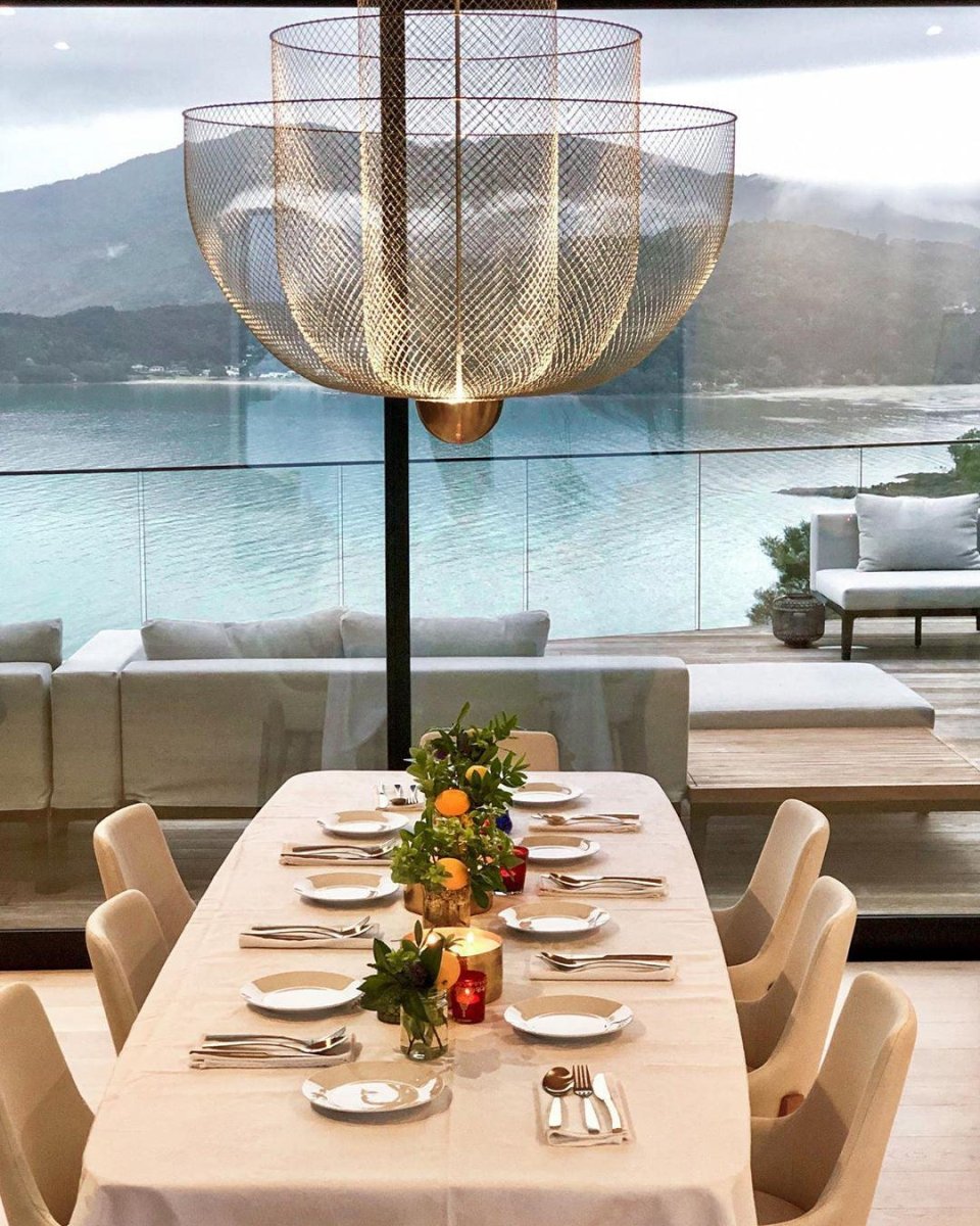 Metal Mesh Sphere Pendant — Minimalist Dutch Design Chandelier | MAILLE™